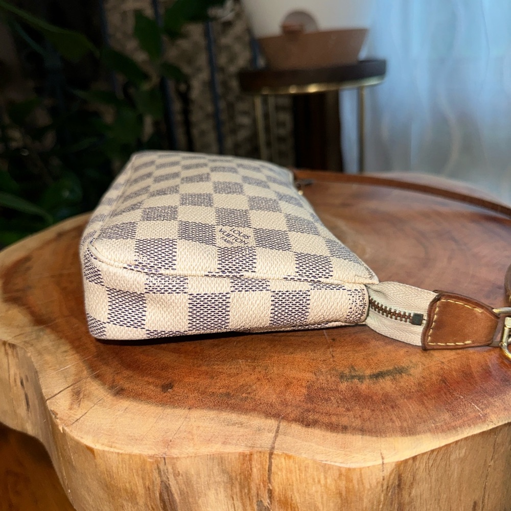 Louis Vuitton Damier Azur Pochette Accessoires COA - Picture 7 of 13